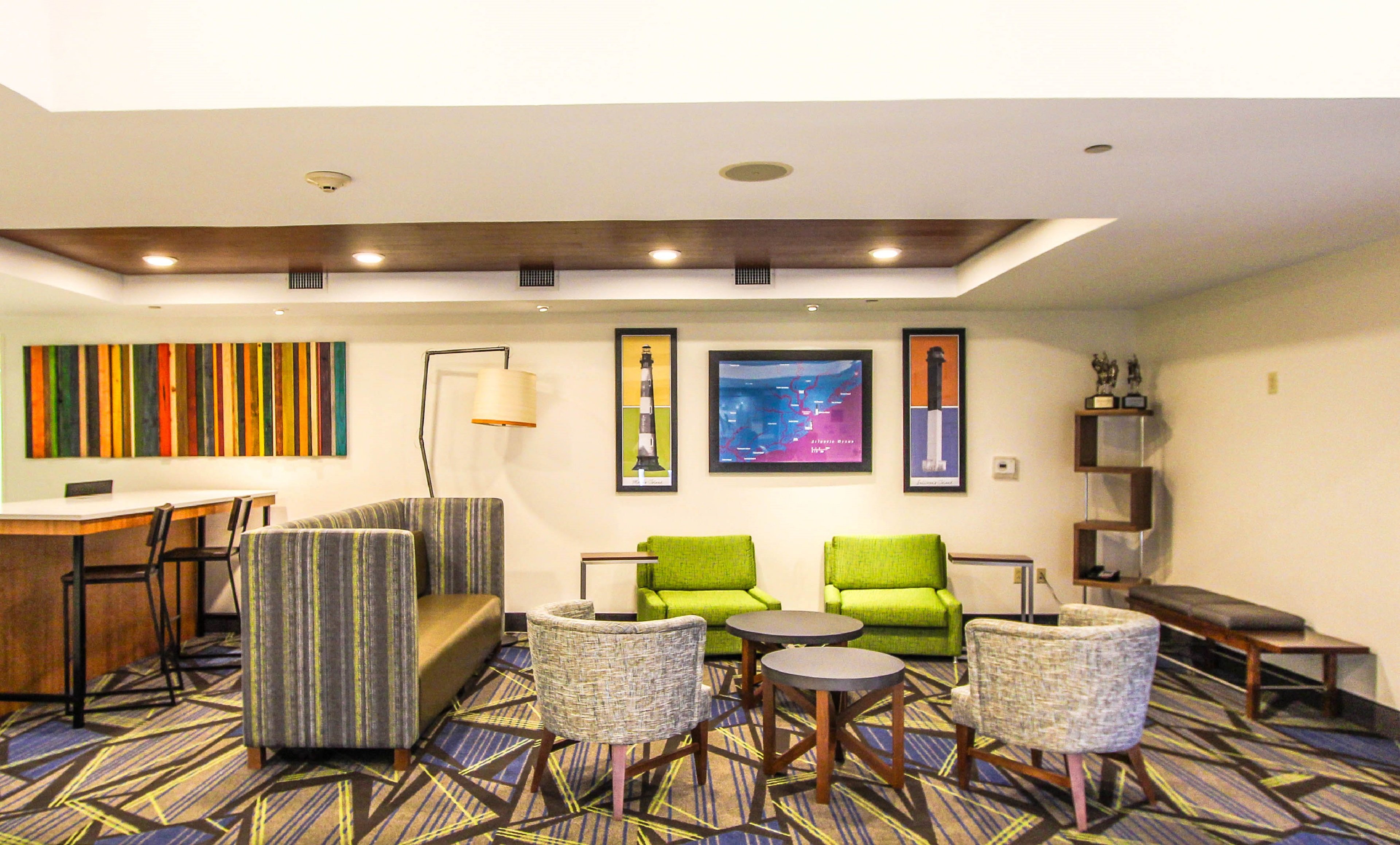 Holiday Inn Express Hotel And Suites Charleston North 35/56
