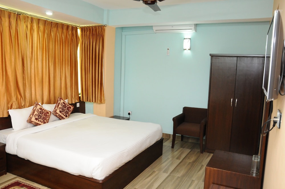 Rameshworam Hotel 8/15