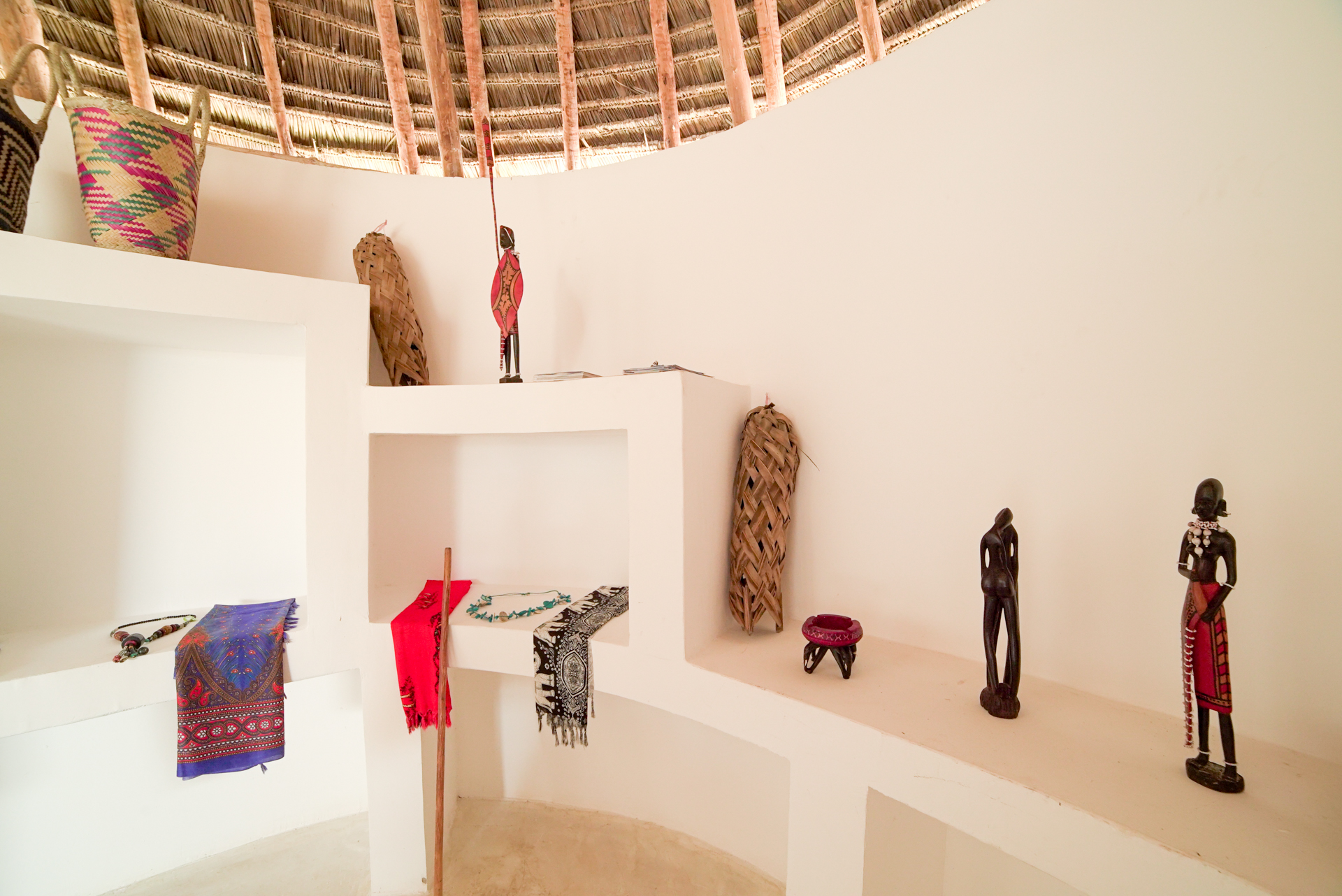 Zanbluu Beach Hotel 5/40