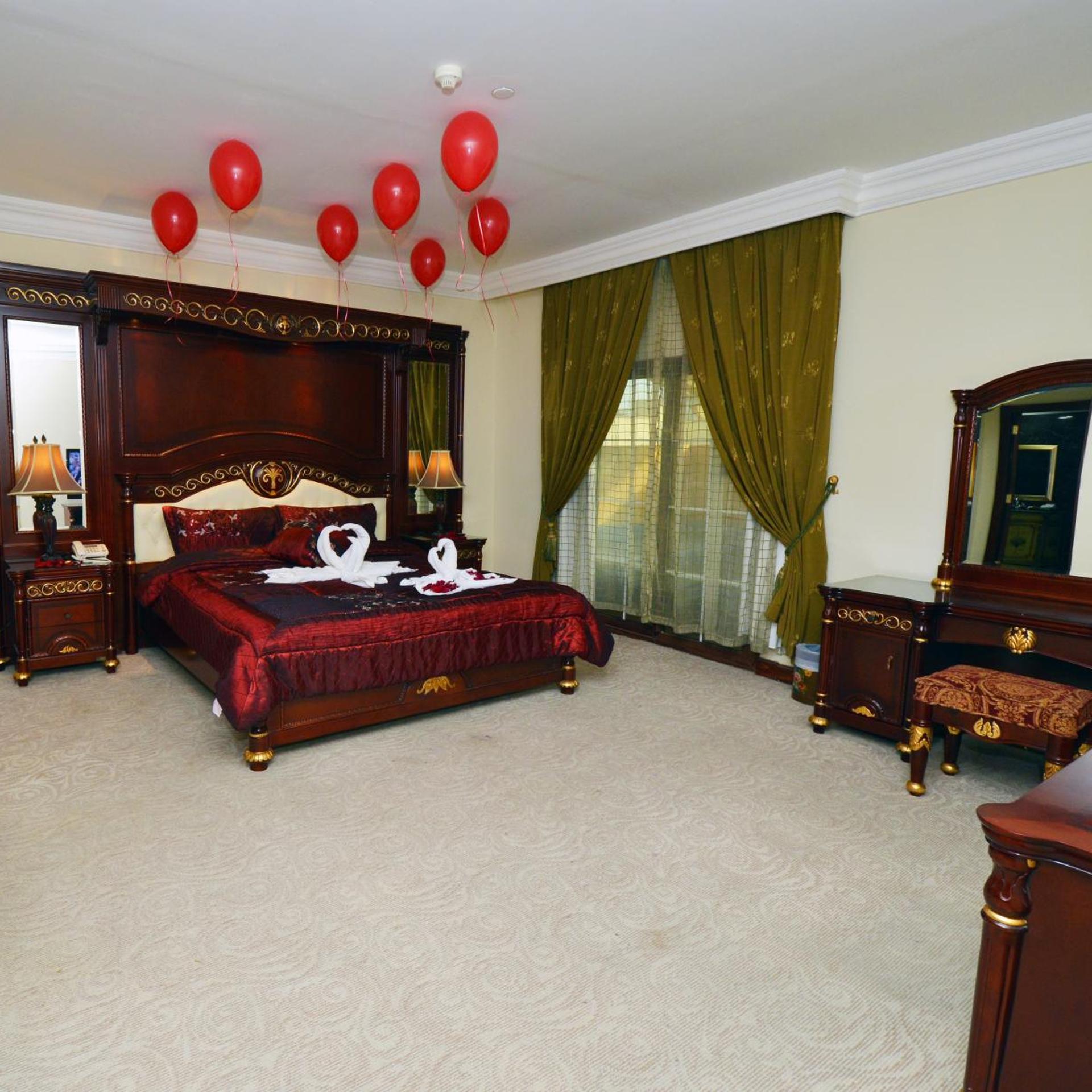 AMBASSADOR, SUITE