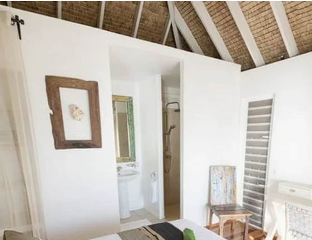 Moorea Beach Lodge 32/65