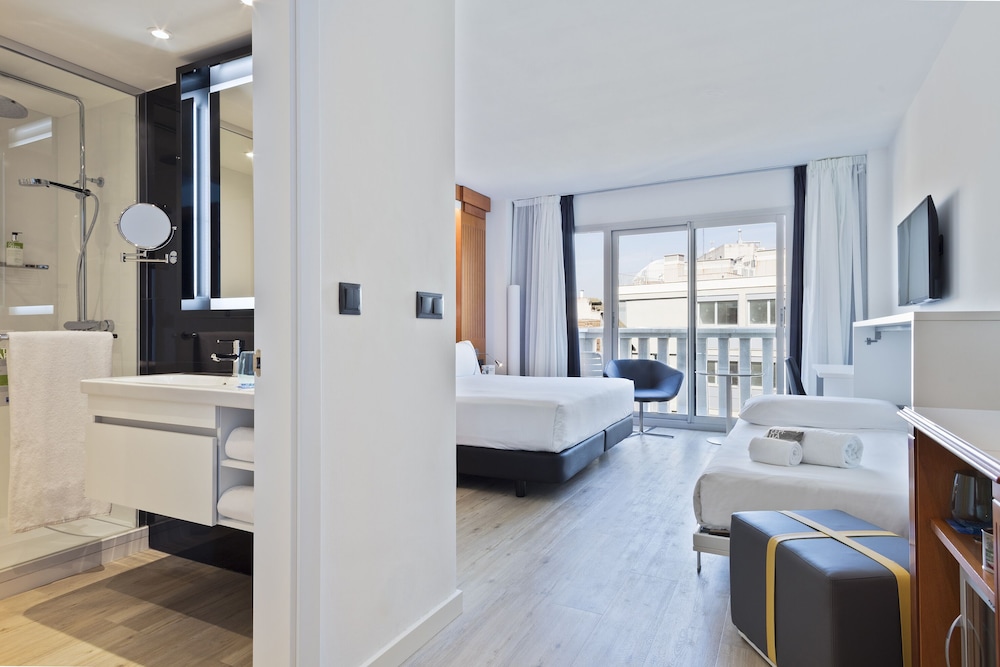 Innside by Melia Barcelona Apolo 50/75
