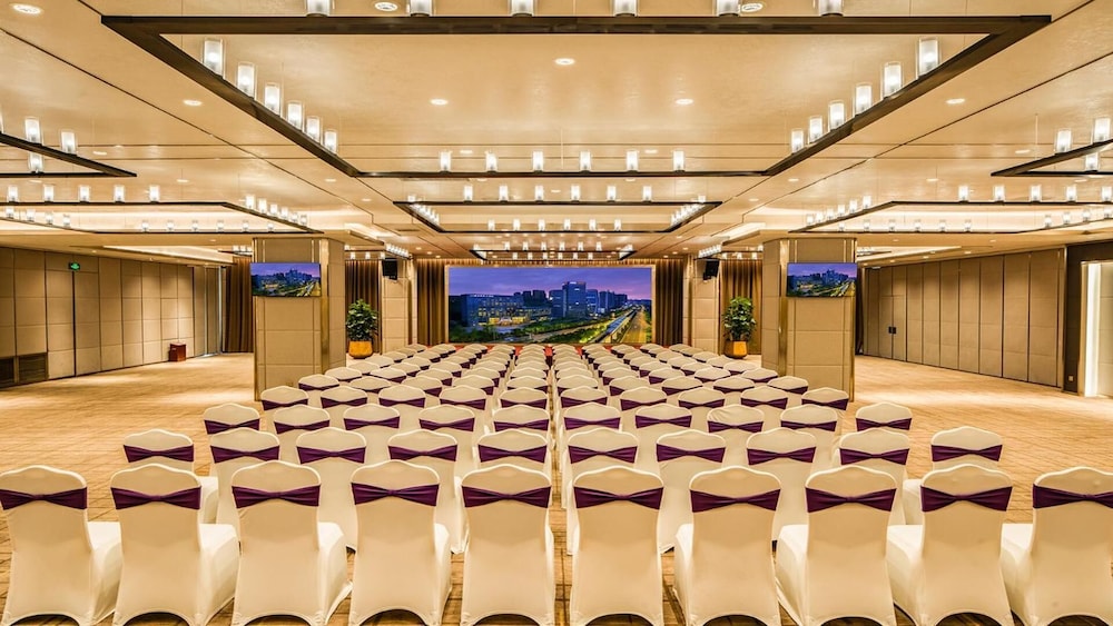 Grand Metropark Hotel Chongqing 26/33