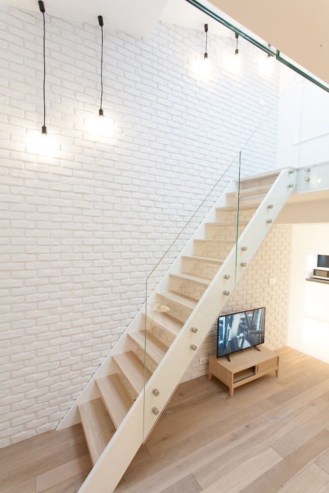 Luxury Mint Apartments Main Square 23/50