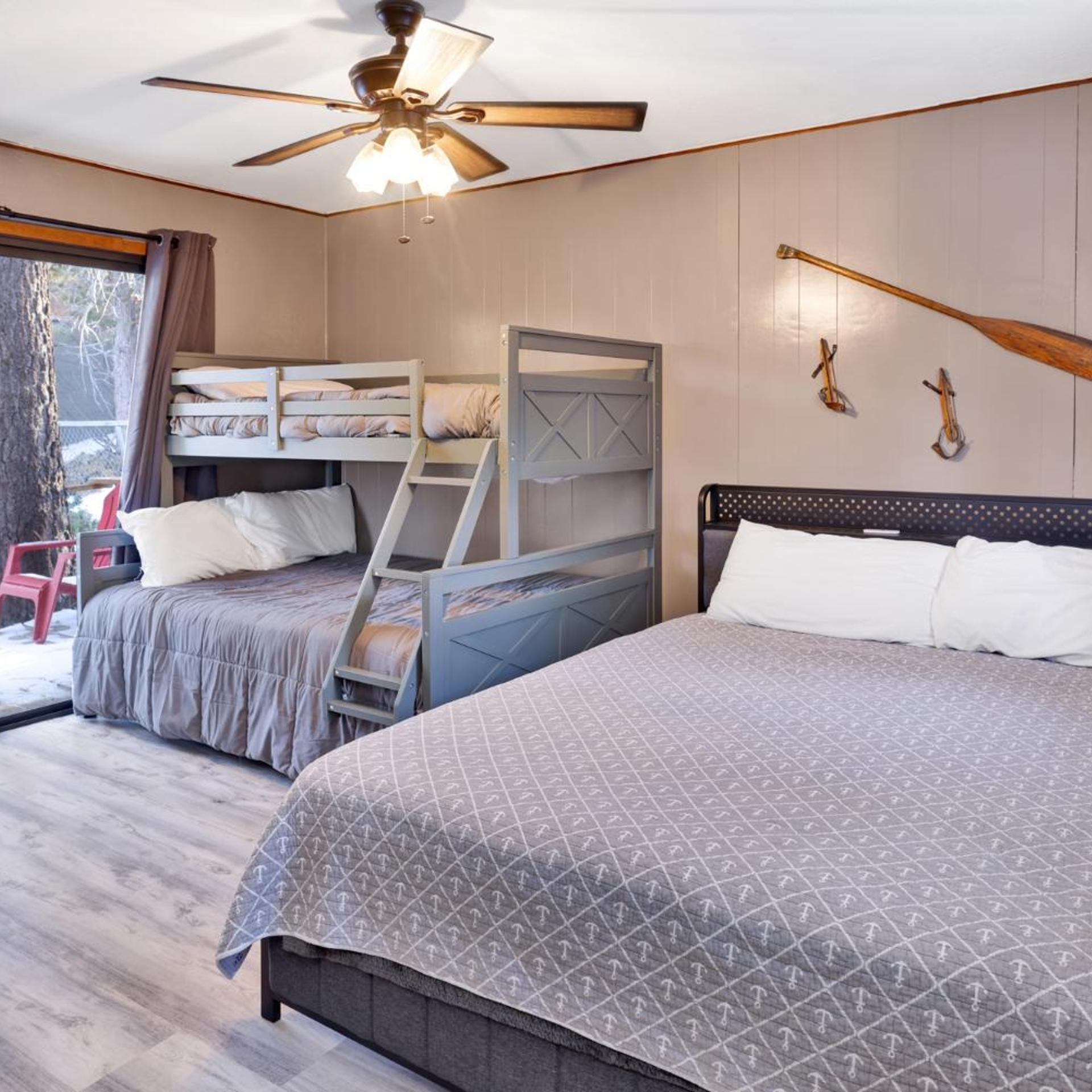 Lakefront Family Cabin by Big Bear Vacations 6/30