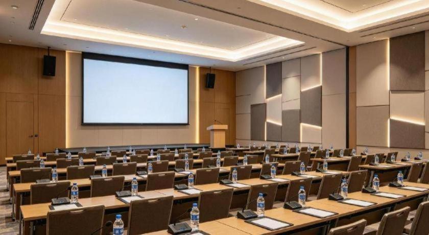 Lavande Hotel Lize Business District South Square Beijing West Railway Station 45/54