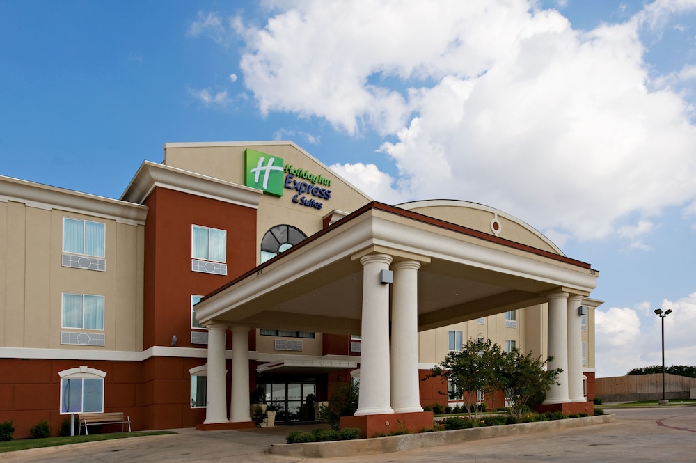 Holiday Inn Express Hotel Suites Snyder 3/54