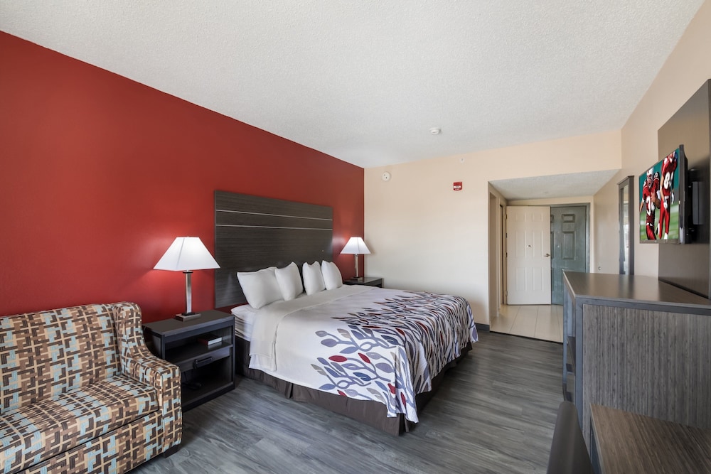 Red Roof Inn & Suites Austin East - Manor 13/22