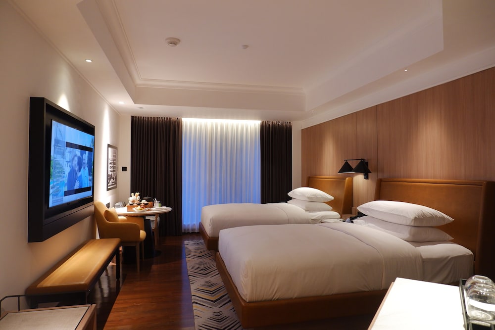 Sheraton Jakarta Soekarno Hatta Airport 24/68