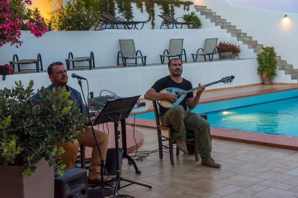 CASTRI VILLAGE HOTEL 45/50