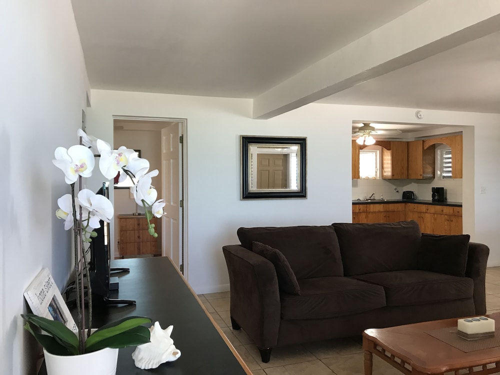 Caribbean Sea Breeze Villas 25/59
