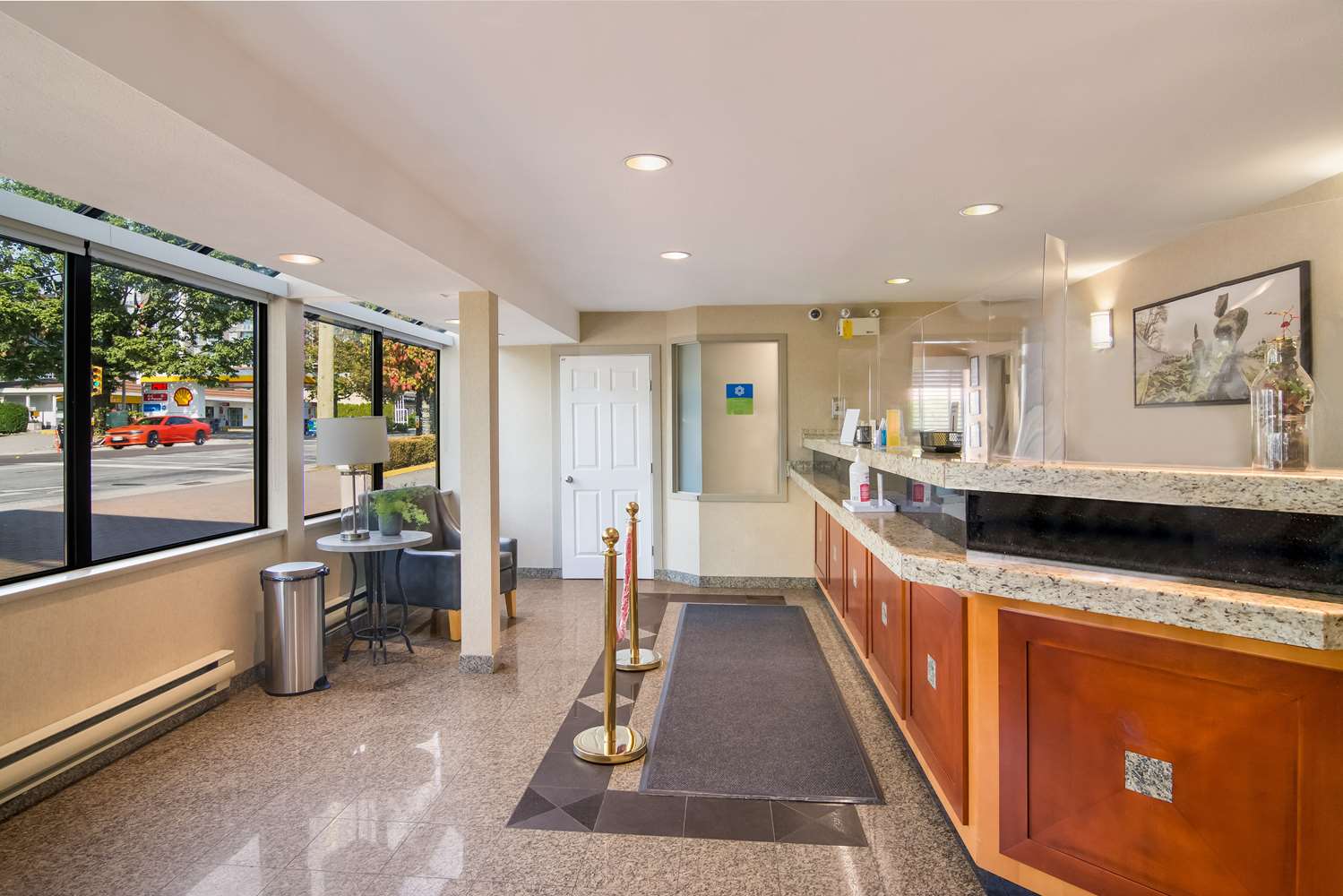 SureStay by Best Western North Vancouver Capilano 3/14