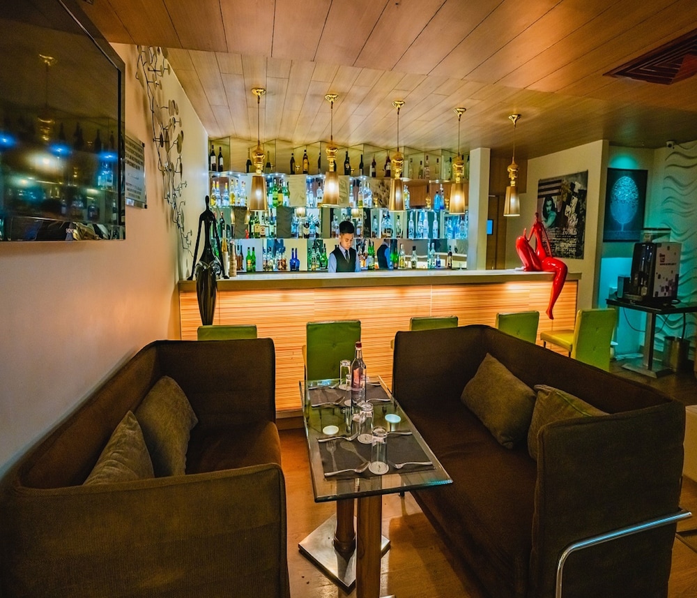 Barsana Hotel And Resort 40/50
