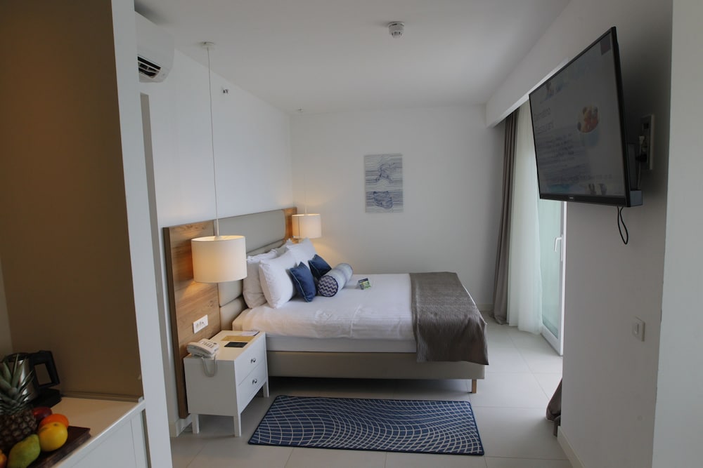 TUI BLUE Adriatic Beach - Adults Only 12/75