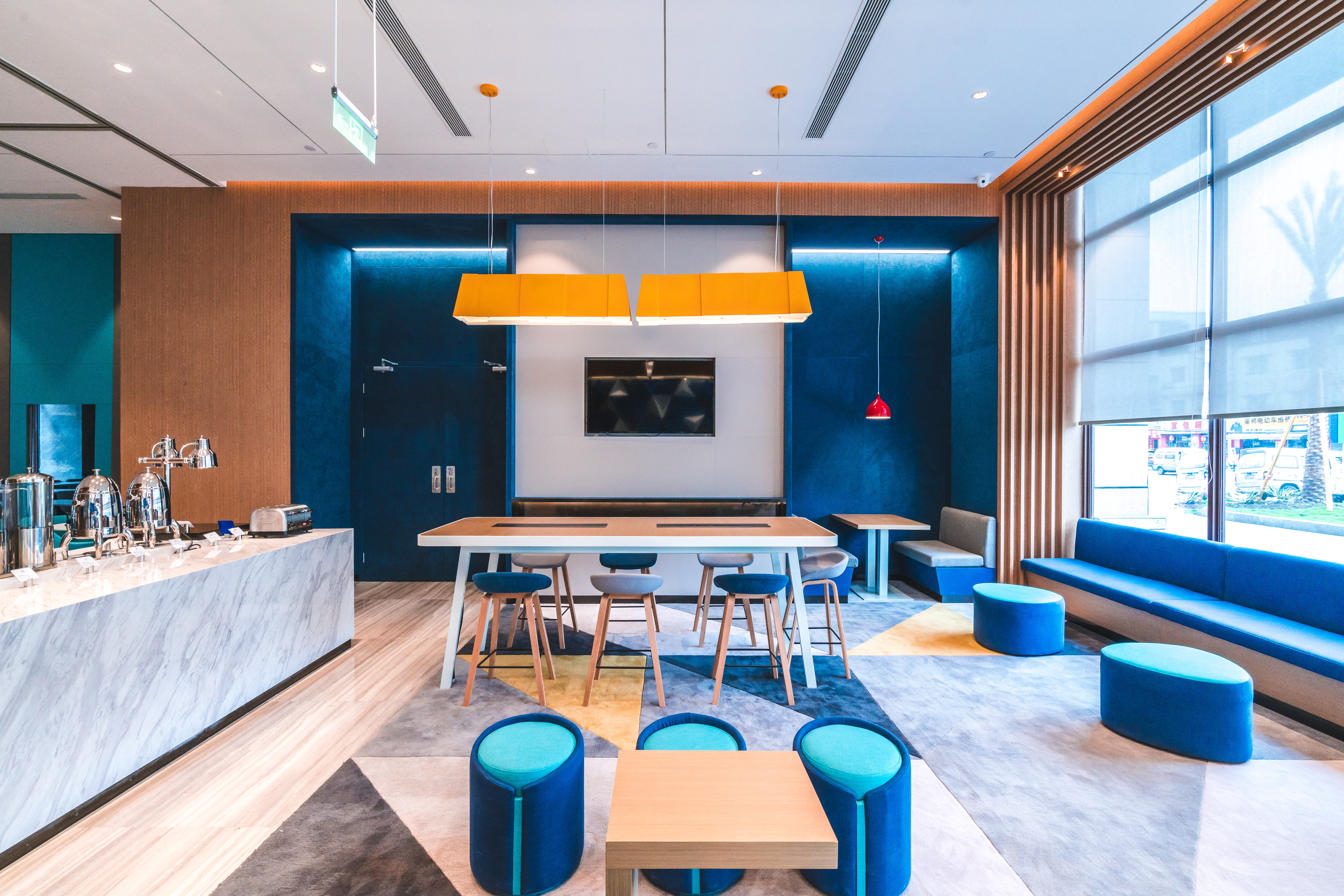 Holiday Inn Express Pengzhou Downtown 57/71