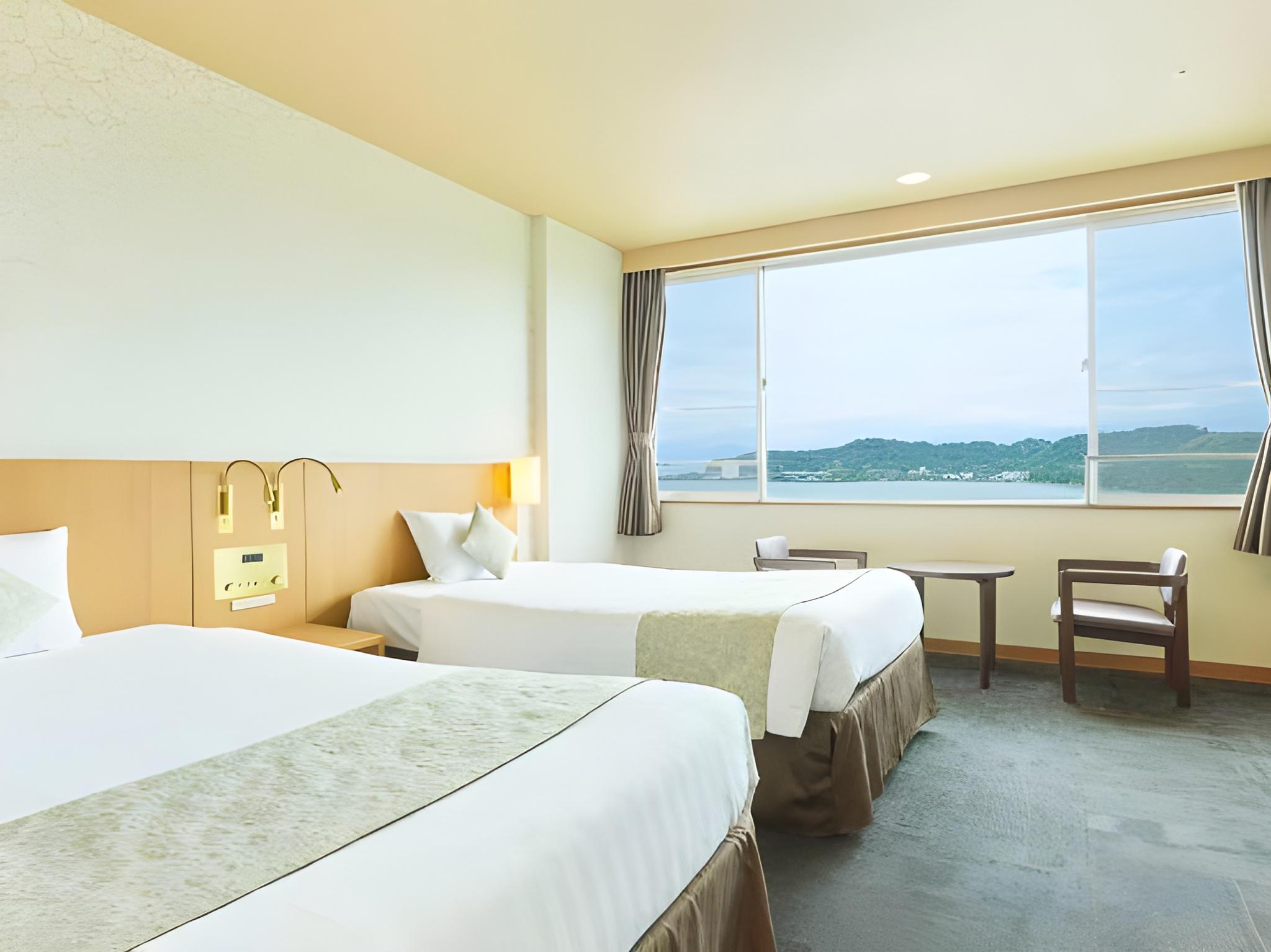 Standard, Twin Beds, No Bathroom
