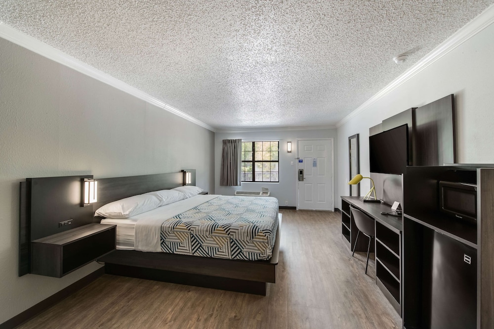 Motel6 Kilgore, TX 13/42