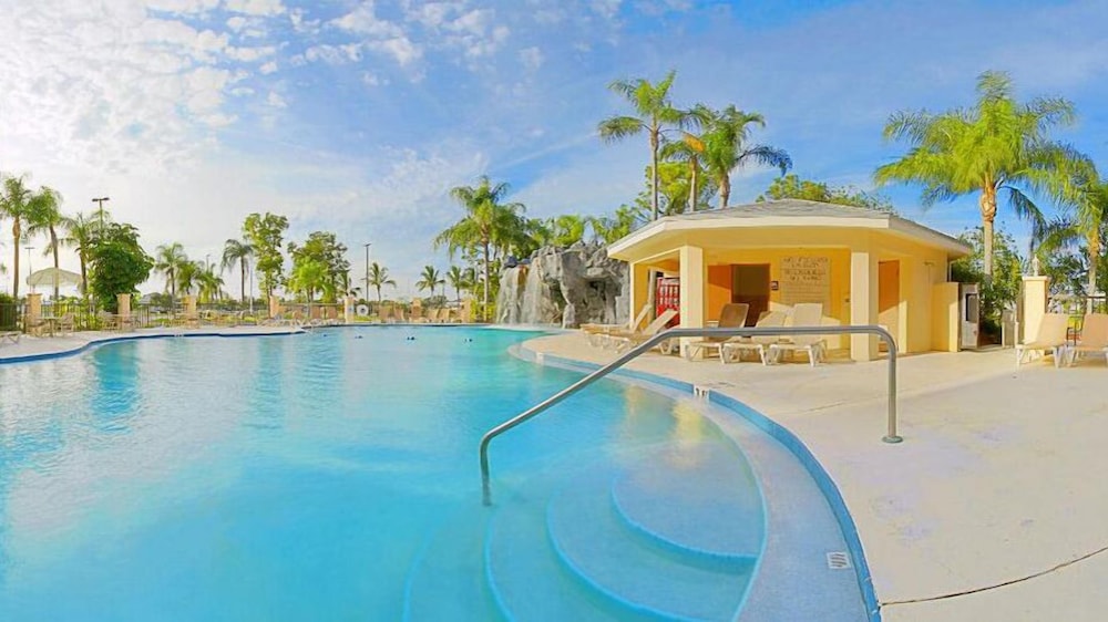 Holiday Inn Port St. Lucie 5/53