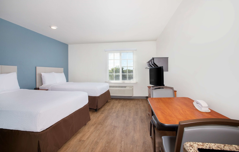 Extended Stay America - Select Suites Fort Myers - Northeast 17/39