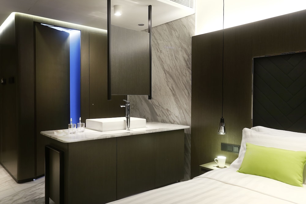 Hotel Ease Tsuen Wan 10/52