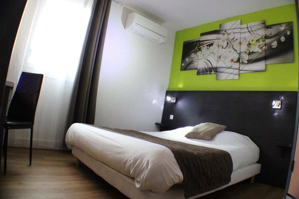 L'Hotel Le Marais Romilly Sur Seine Centre 17/44