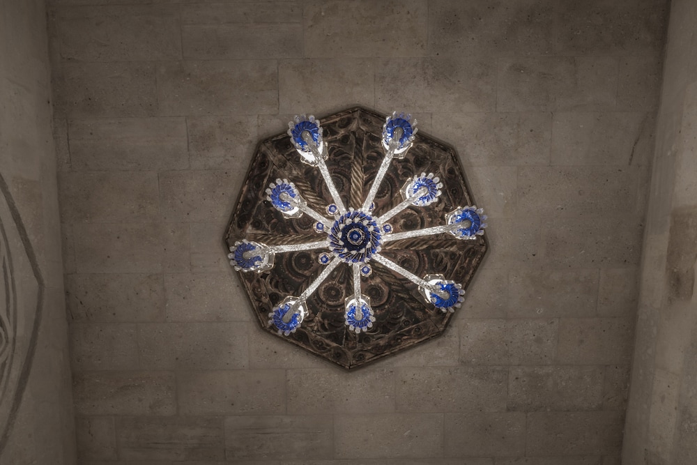 Elika Cave Suites Cappadocia, Curio Collection by Hilton 41/80