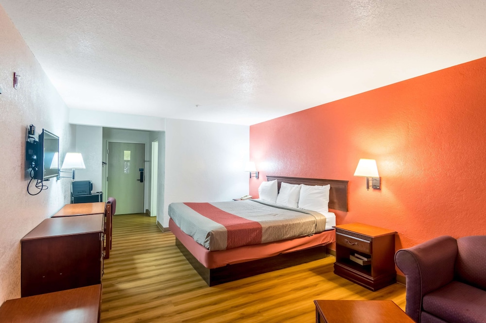 STANDARD, KING BED