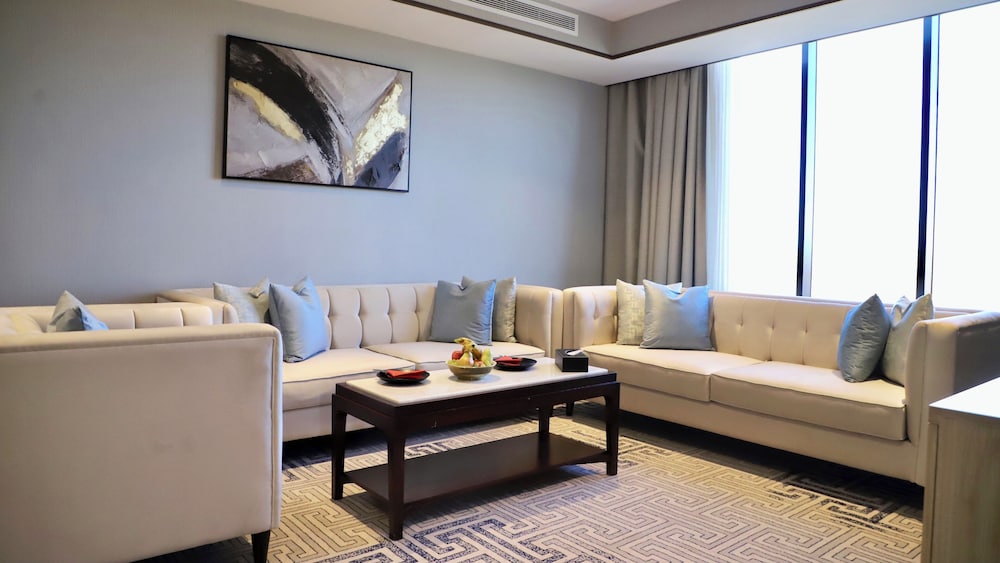 Five Seasons Hotel 27/50