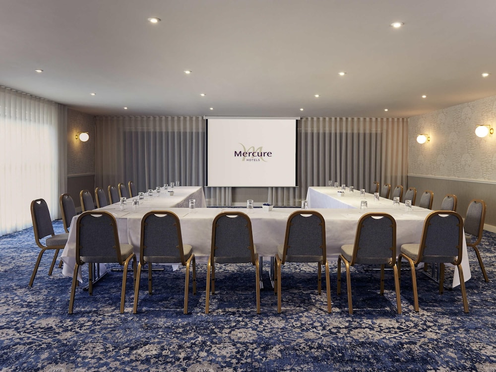 Mercure Thame Lambert Hotel 36/49