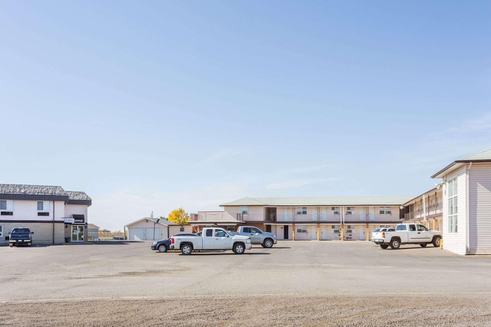Moosejaw Inn 20/32