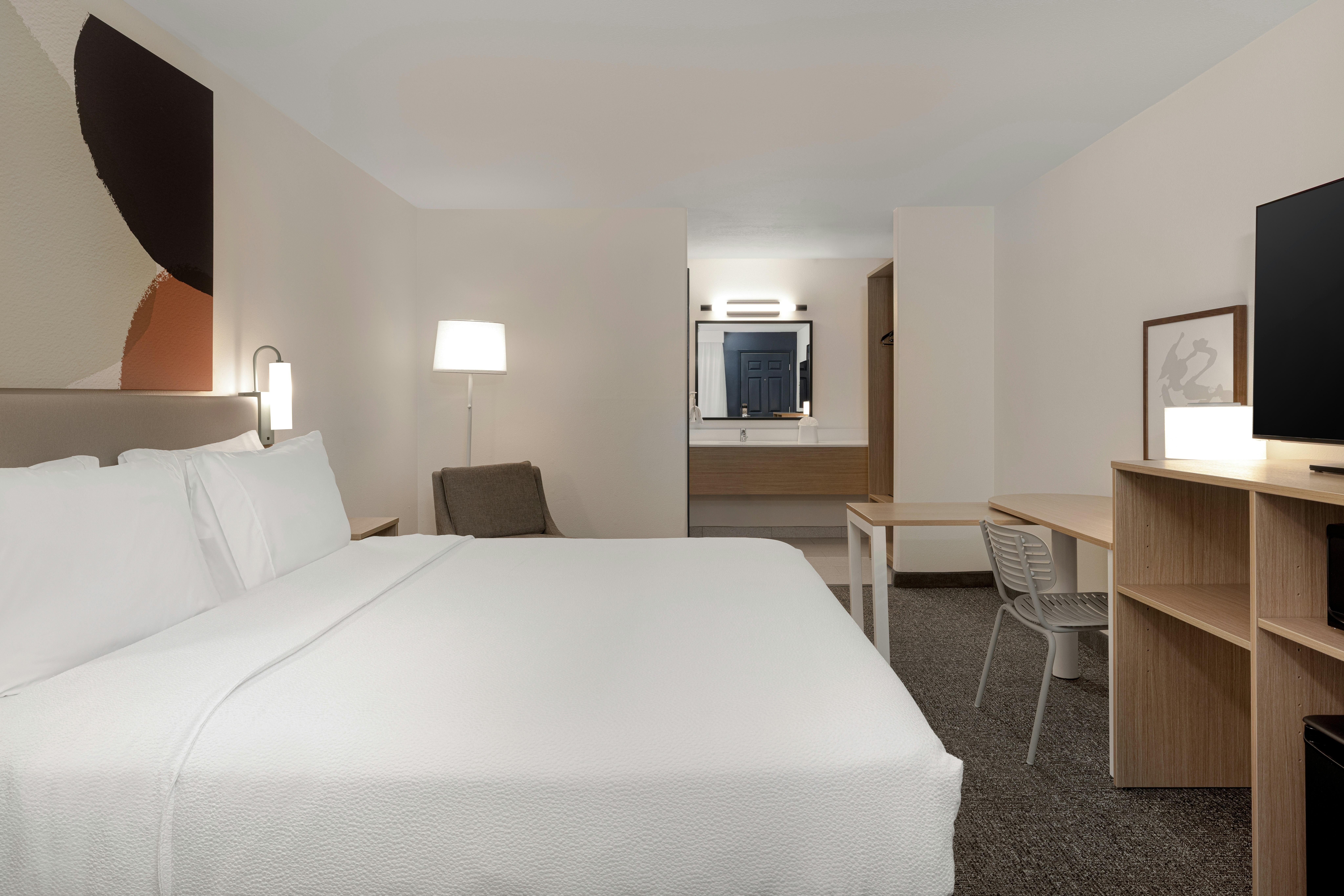 غرفة بسرير كينج، Spark by Hilton Santa Nella 2/7