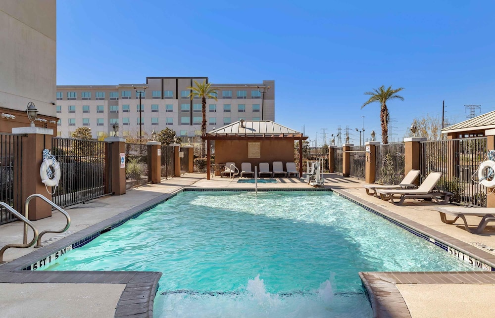 Extended Stay America Suites Houston - IAH Airport 57/62