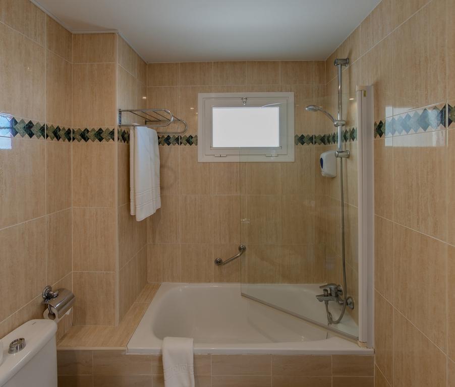 شقة بإطلالة على البحر، Puerto Azul Marbella 2/2
