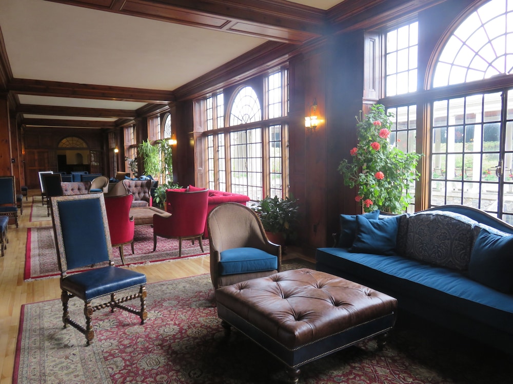 Skytop Lodge 29/35