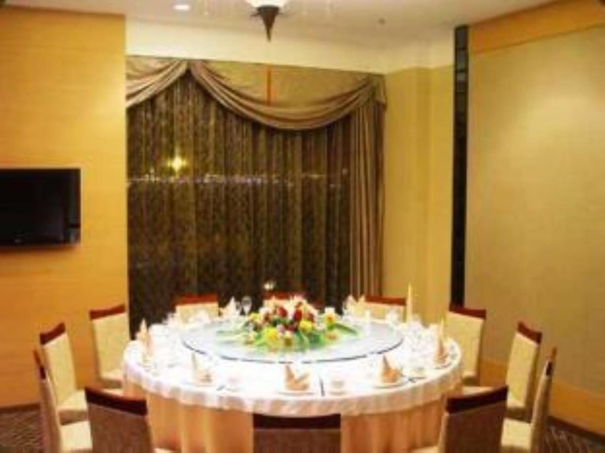 Blue Horizon Hotel (Qingdao Laoshan) 34/56
