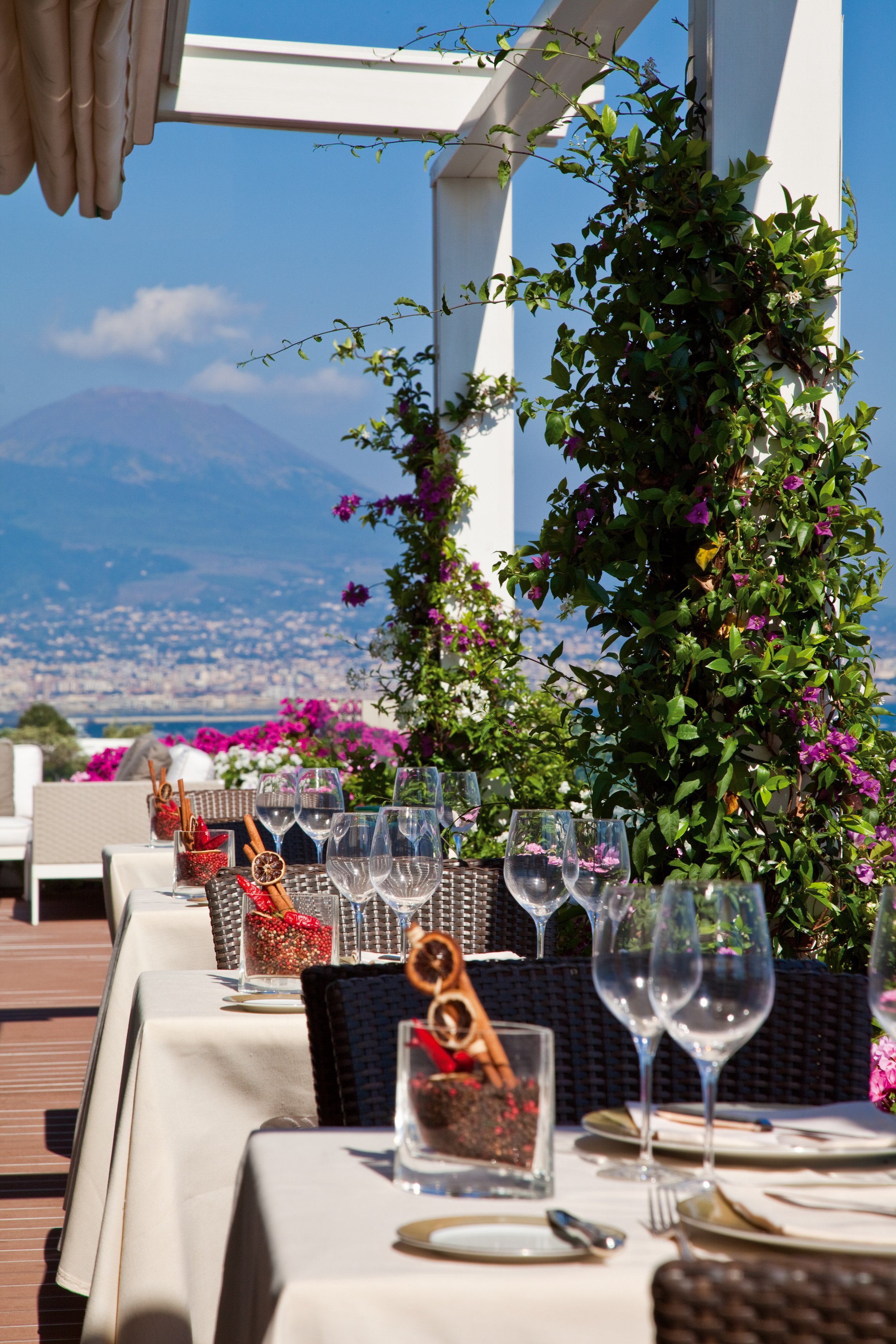 Grand Hotel Vesuvio Naples 40/50