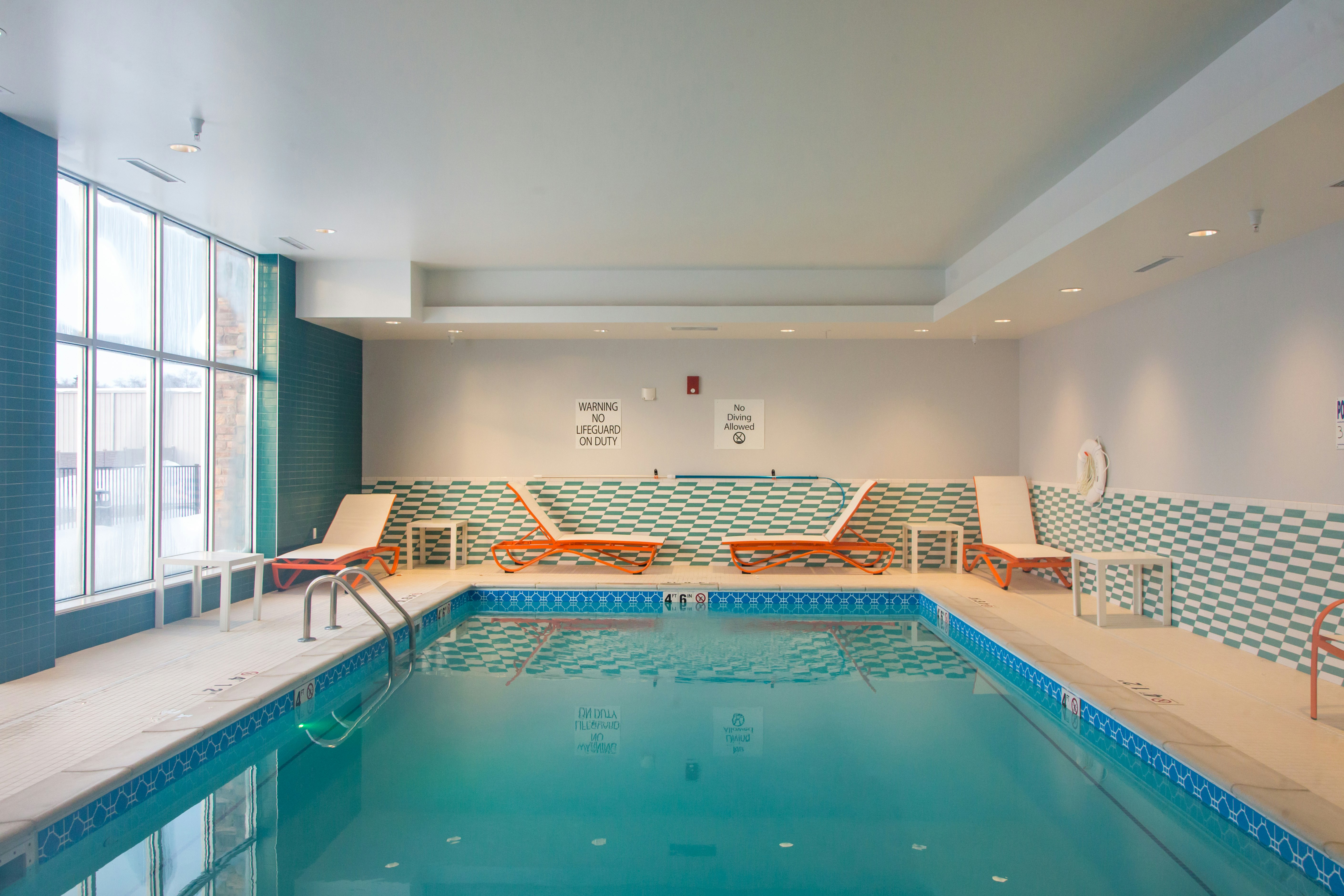 Holiday Inn & Suites Mount Pleasant 34/64