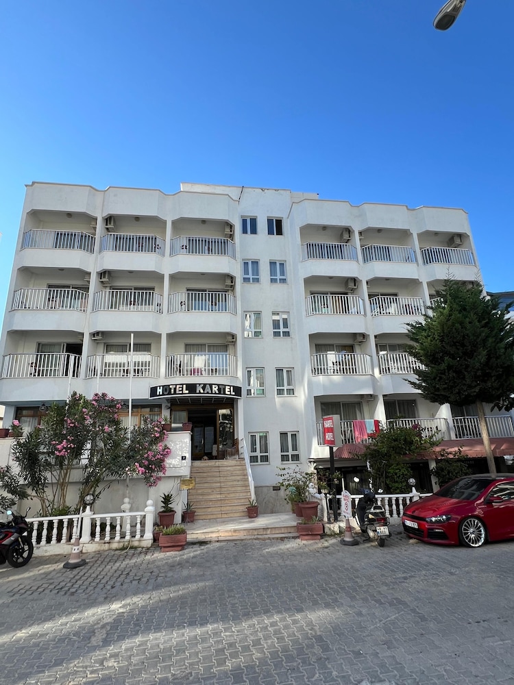Kartel Hotel 42/50