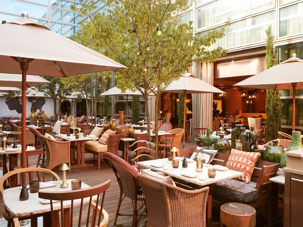 Mondrian Bordeaux Hotel des Carmes 44/56