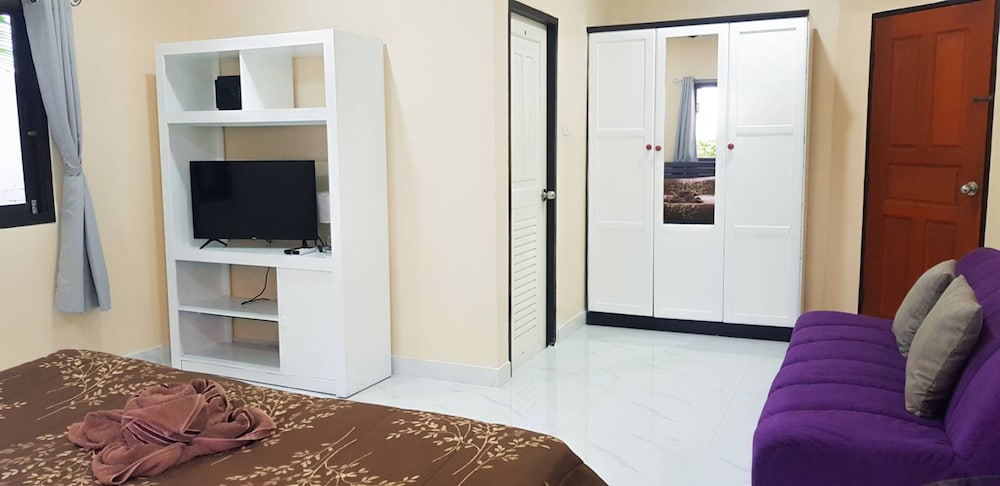 Baan Kanittha - 6 Bedrooms Gt Pool Villa 11/20