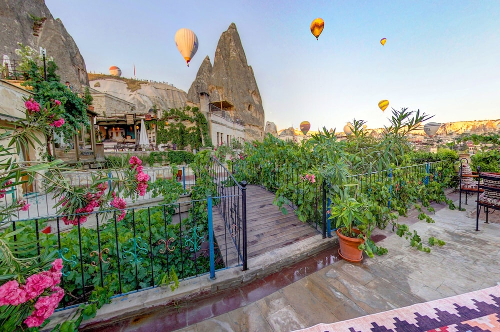 Roc Of Cappadocia 43/49