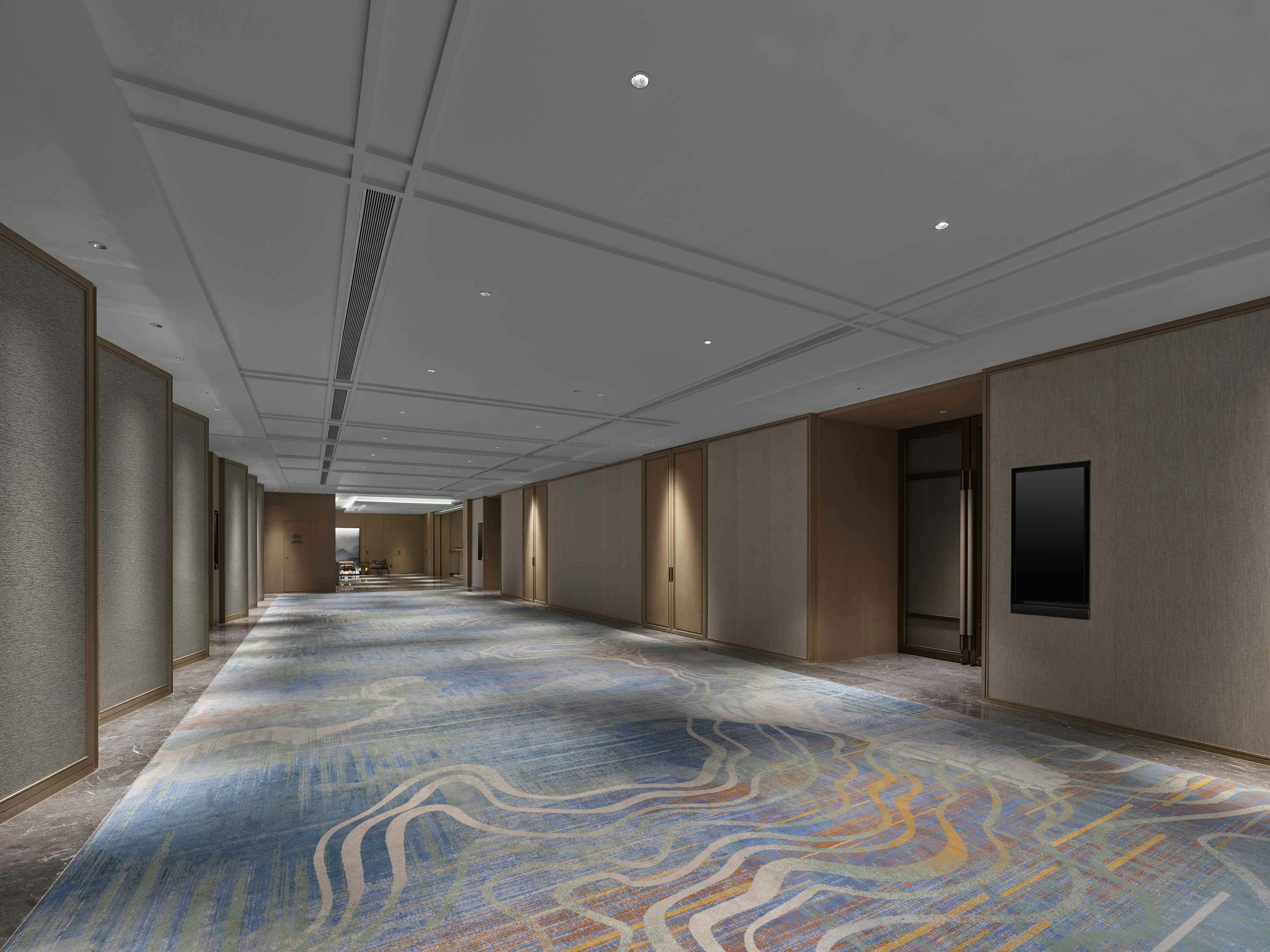 DoubleTree by Hilton Taizhou Shenxianju 8/26