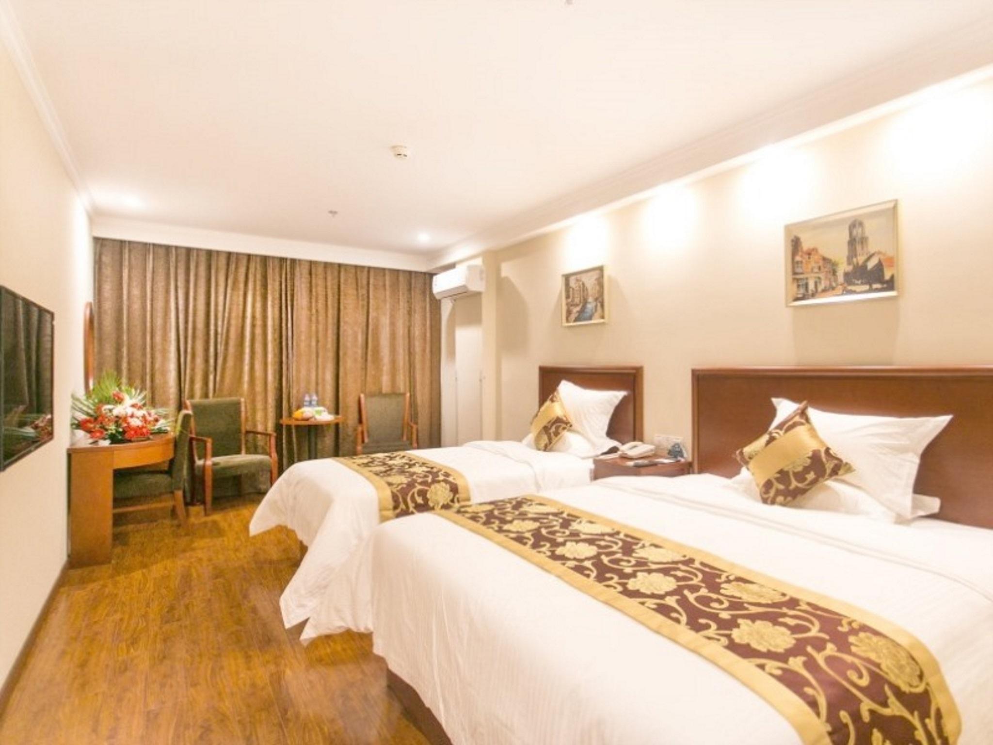 SUPERIOR, TWIN BEDS