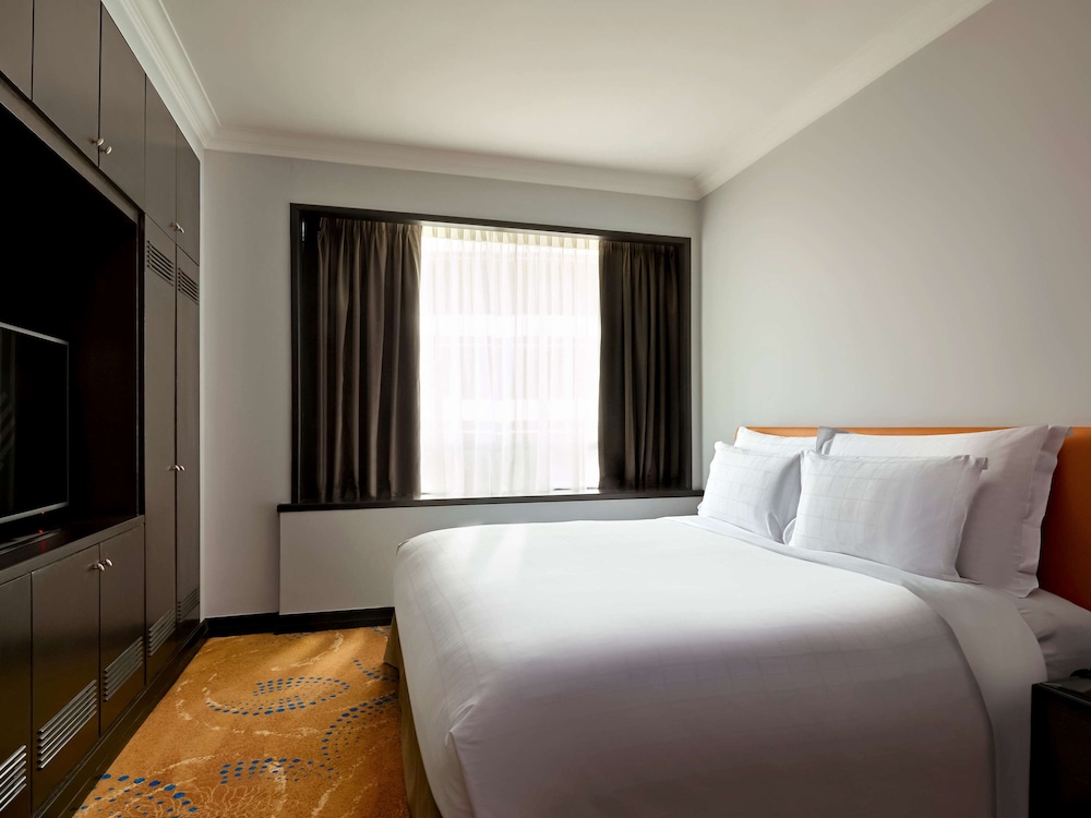 Pullman Kuala Lumpur City Centre Hotel and Residences 19/75
