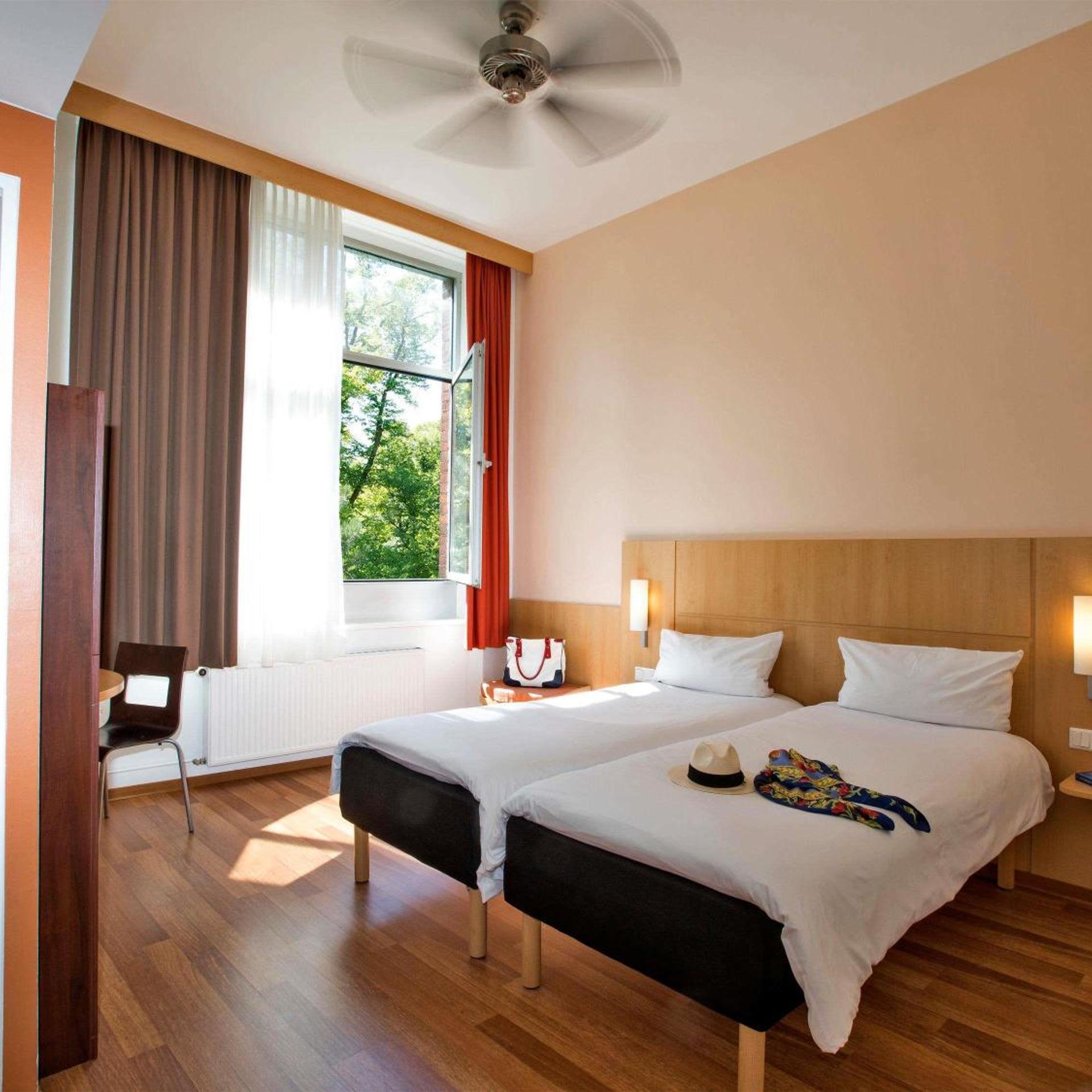 غرفة بسريرين منفصلين، Ibis Berlin City Sud 2/8