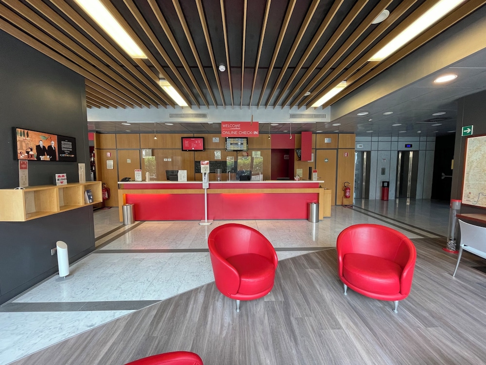 Ibis Roma Fiera 5/50