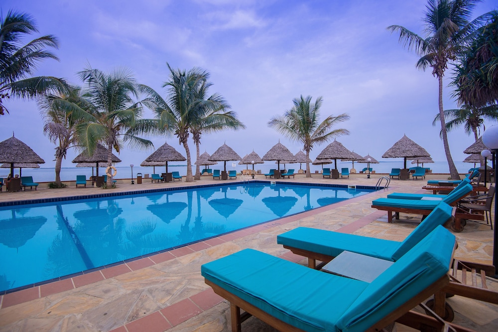 White Sands Resort and Conference Centre 7/50