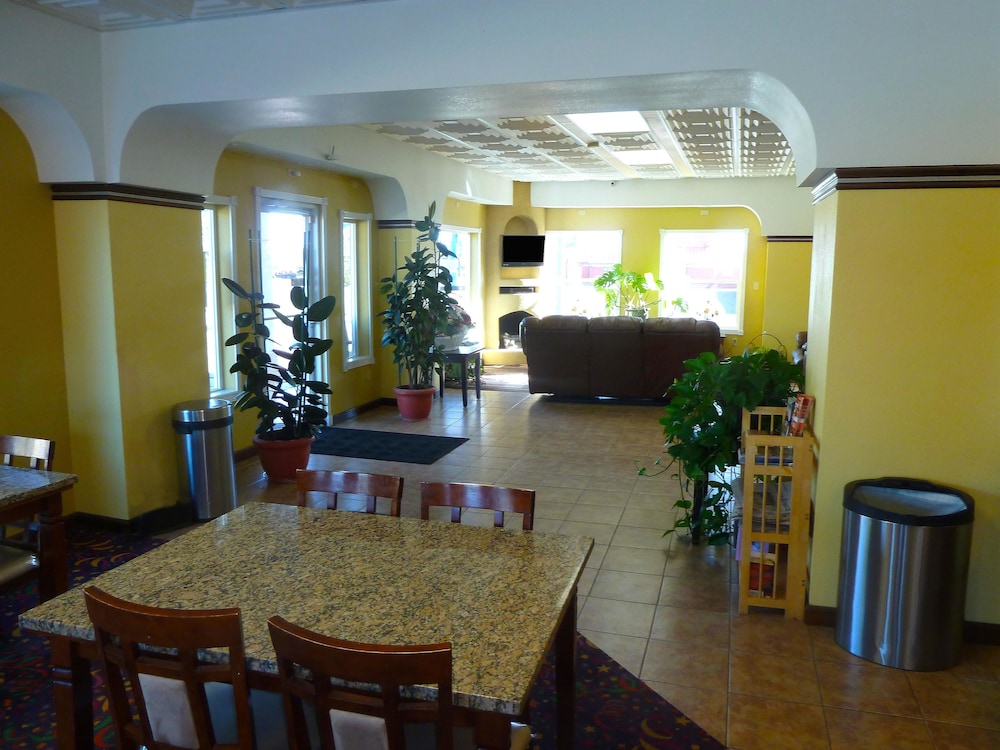 Americas Best Value Inn Alpine 27/33