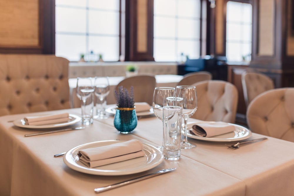 Hotel Meridian 34/50