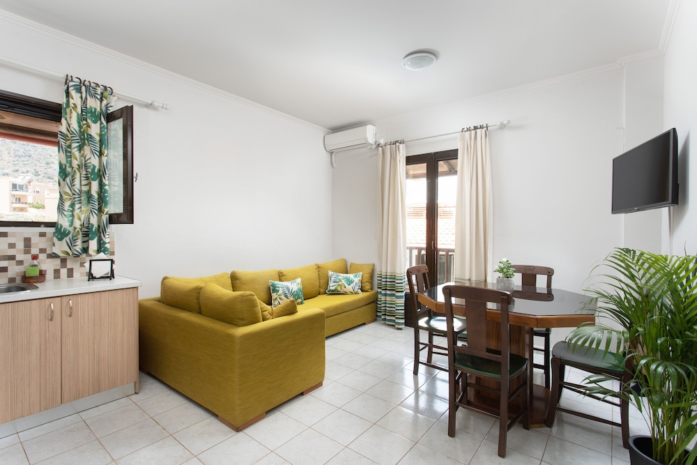 Monemvasia Green Apartments 43/60